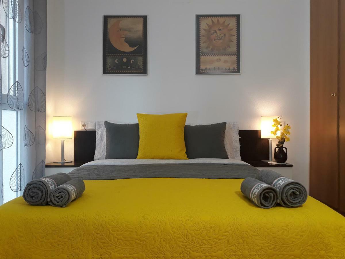 Casa Tranquila 3 Bedroom Apartment Ac Wifi อาลิกันเต ภายนอก รูปภาพ